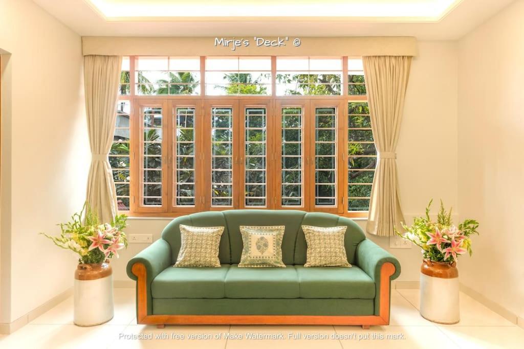 Mirje'S Deck - Homestay - Family Rooms 戈尔哈布尔 外观 照片